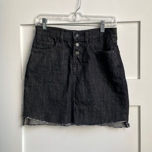 Gap Denim Black Denim Skirt Waist Size 27
